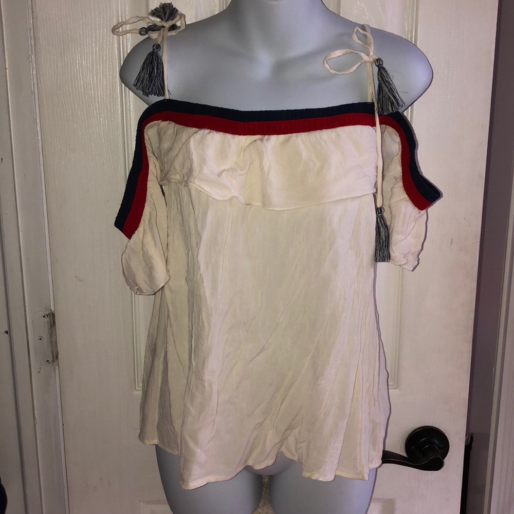 Off the shoulder shirt!